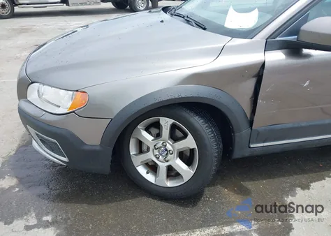 2009 Volvo Xc70 3.2 from USA, damaged, VIN YV4BZ982391049237